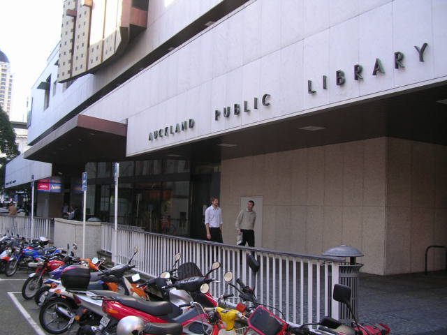 オークランドの図書館