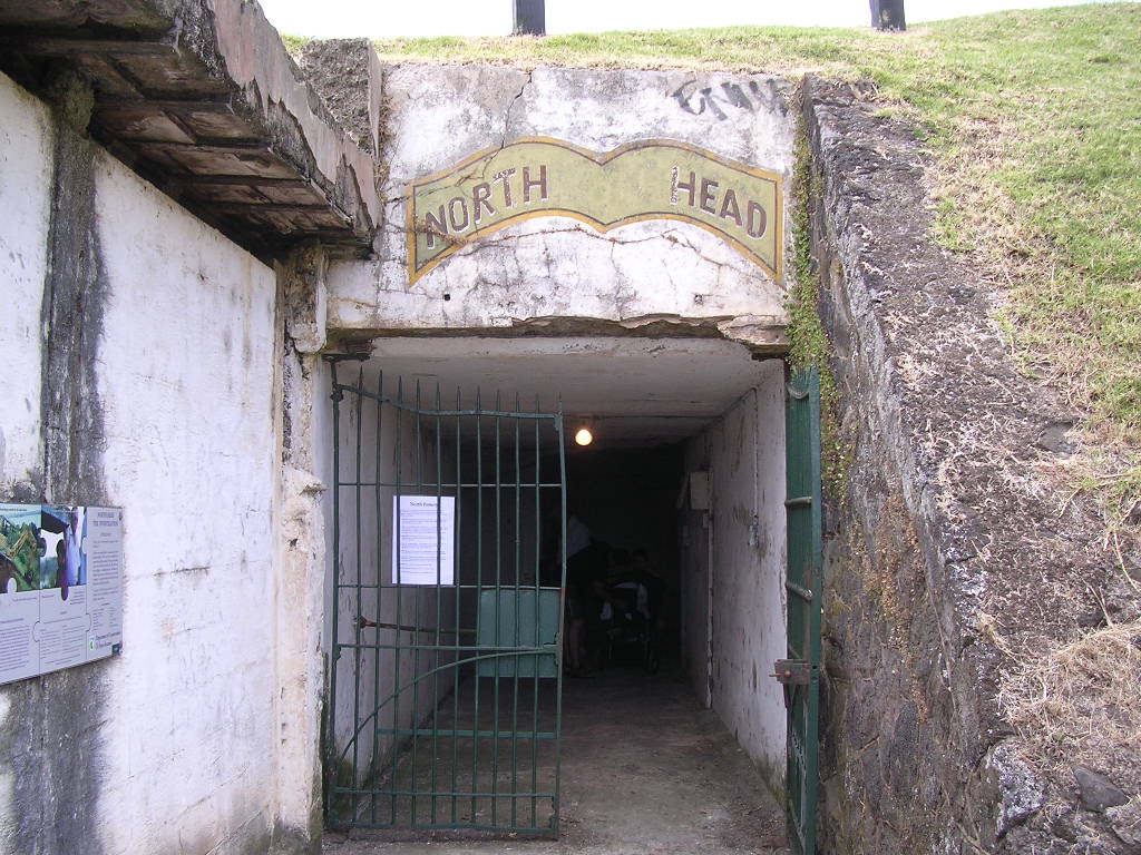 要塞のトンネルの出入り口