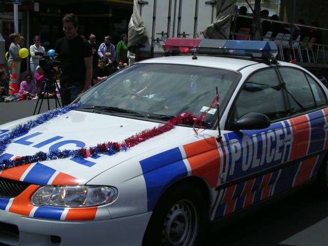 サンタパレードのパトロールカー